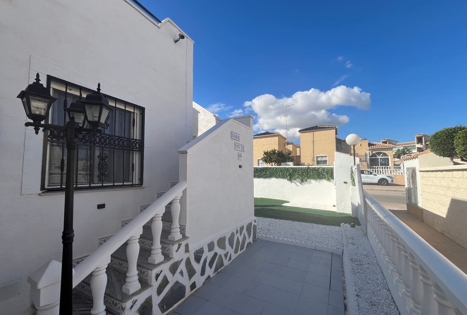 2 sypialnia Bungalow na sprzedaż w Punta Prima z basenem - 219 999 € (Ref: 9432455)