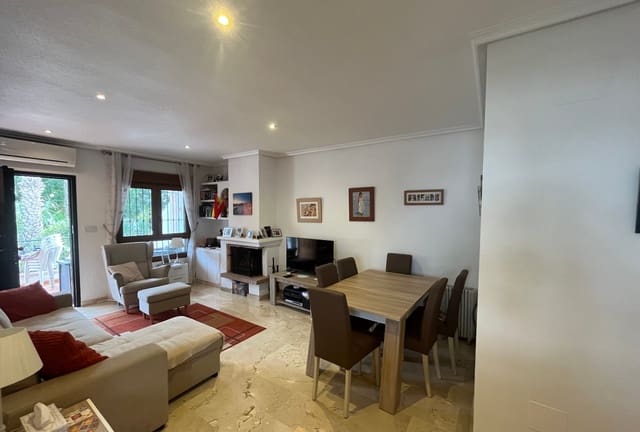 2 bedroom Apartment for sale in Villamartin, Orihuela with pool - € 199,995 (Ref: 9432456)