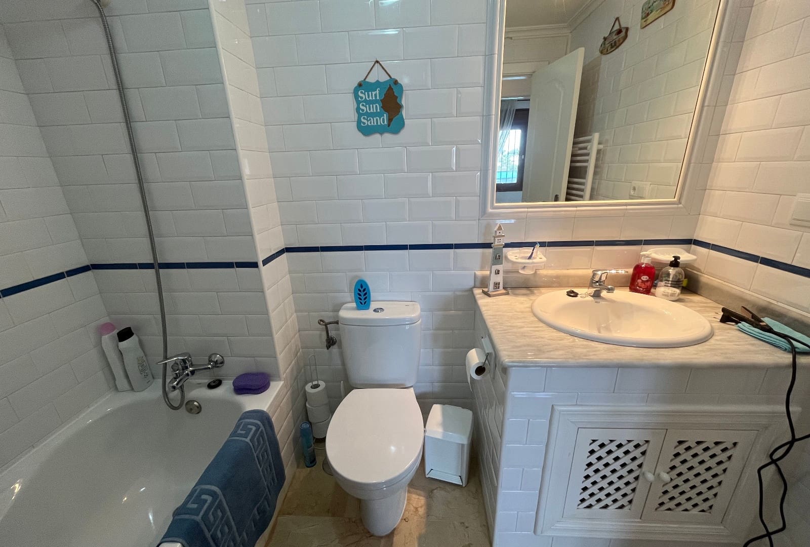 2 bedroom Apartment for sale in Villamartin with pool - € 199,995 (Ref: 9432456)