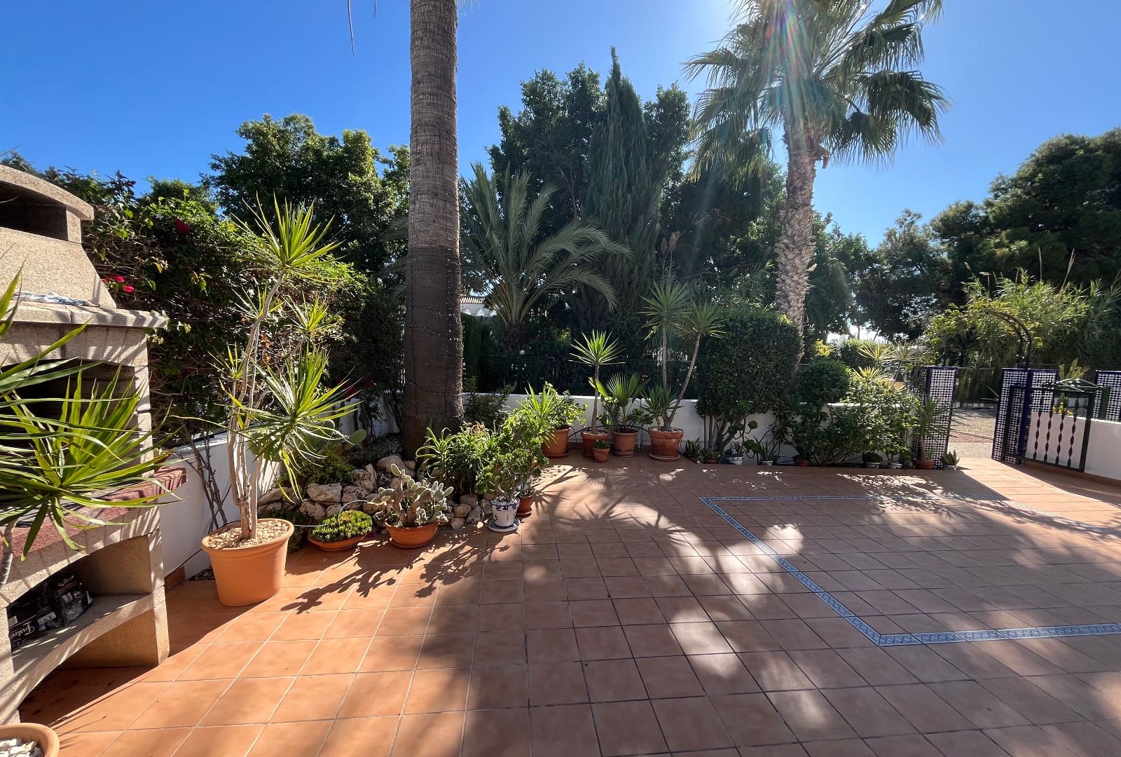 2 bedroom Apartment for sale in Villamartin with pool - € 199,995 (Ref: 9432456)