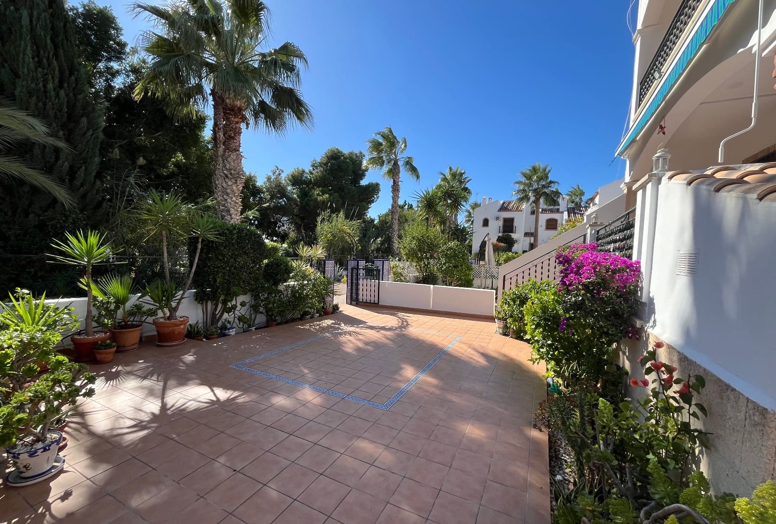 2 bedroom Apartment for sale in Villamartin with pool - € 199,995 (Ref: 9432456)