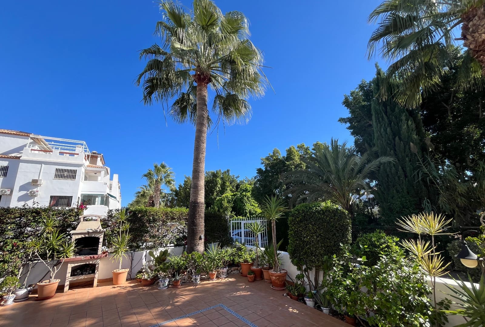 2 bedroom Apartment for sale in Villamartin with pool - € 199,995 (Ref: 9432456)