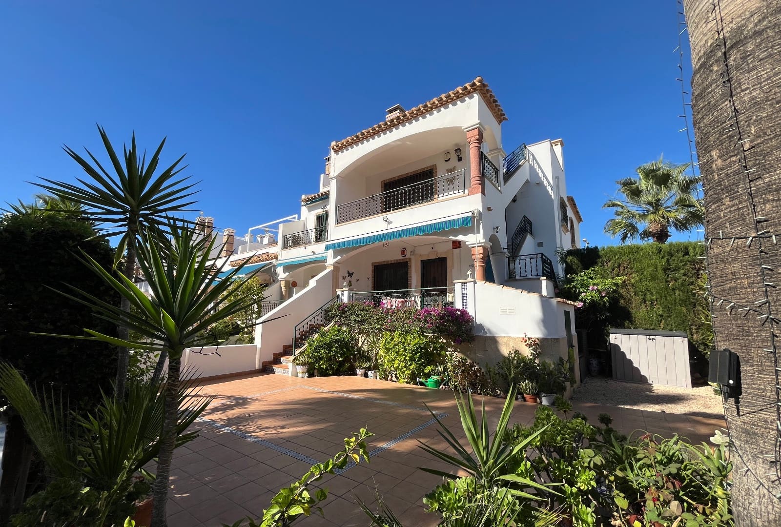 2 bedroom Apartment for sale in Villamartin with pool - € 199,995 (Ref: 9432456)