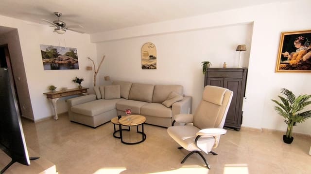 4 makuuhuone Omakotitalo myytävänä paikassa Bigastro mukana uima-altaan 
autotalli - 219 000 € (Ref: 9435003)