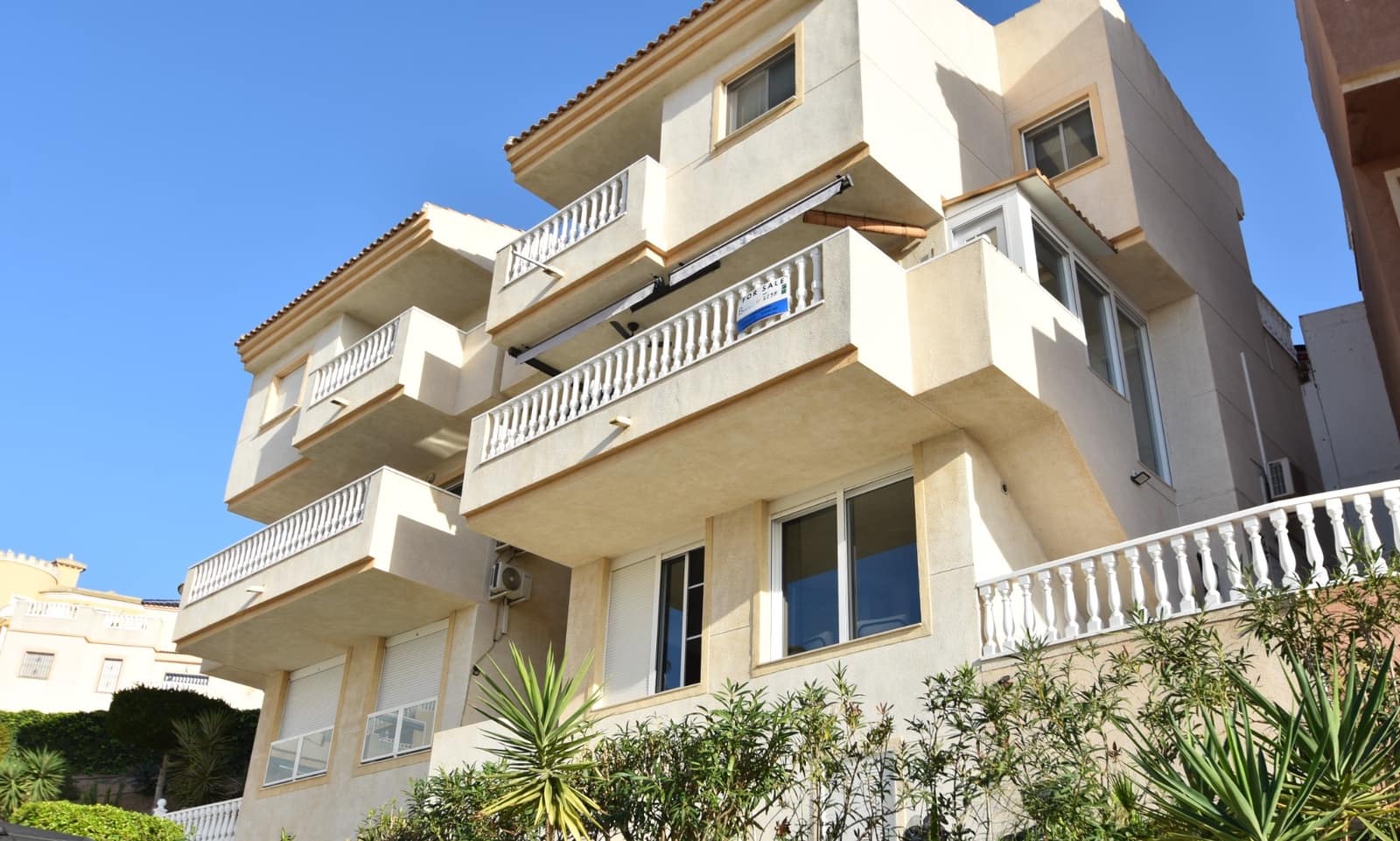 3 makuuhuone Huoneisto myytävänä paikassa Ciudad Quesada mukana uima-altaan - 219 000 € (Ref: 9436315)