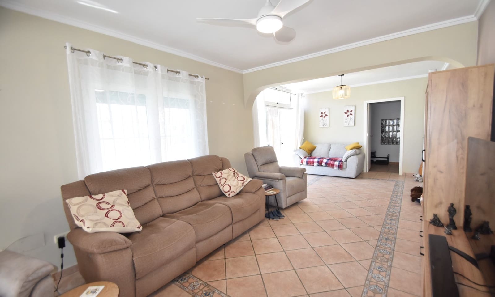 4 bedroom Villa for sale in Ciudad Quesada with pool garage - € 399,000 (Ref: 9436316)