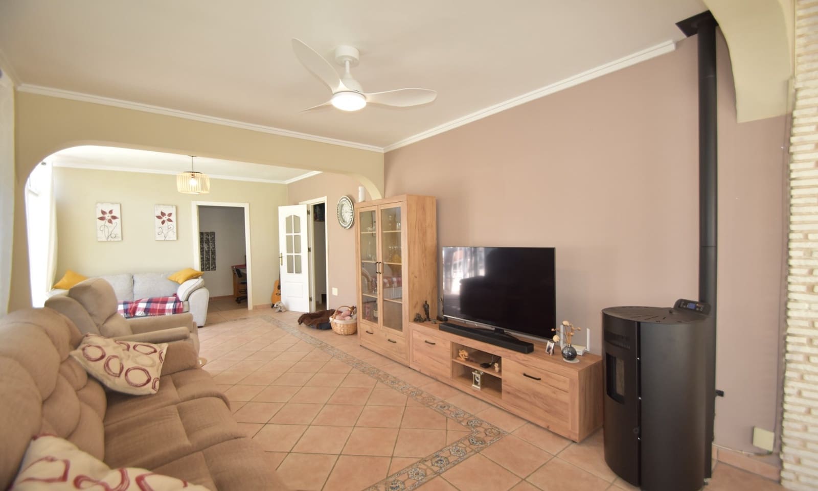 4 bedroom Villa for sale in Ciudad Quesada with pool garage - € 399,000 (Ref: 9436316)