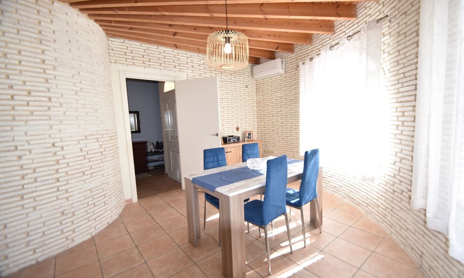 4 bedroom Villa for sale in Ciudad Quesada with pool garage - € 399,000 (Ref: 9436316)