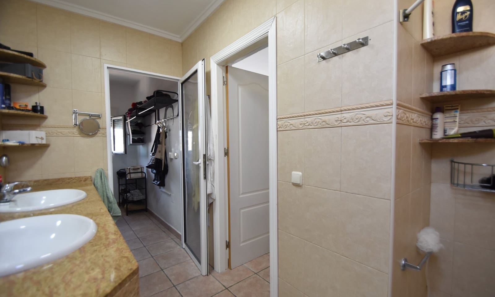 4 bedroom Villa for sale in Ciudad Quesada with pool garage - € 399,000 (Ref: 9436316)