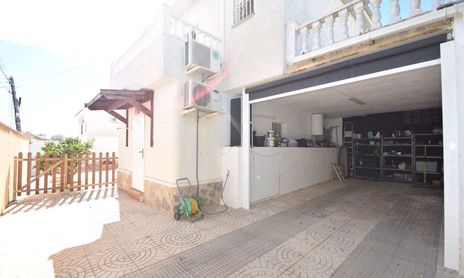 4 bedroom Villa for sale in Ciudad Quesada with pool garage - € 399,000 (Ref: 9436316)