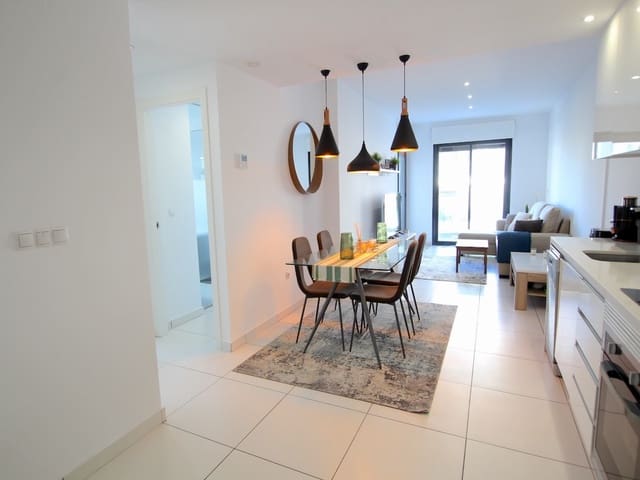 2 soveværelse Lejlighed til salg i Villamartin, Orihuela med swimmingpool - € 235.000 (Ref: 9446920)