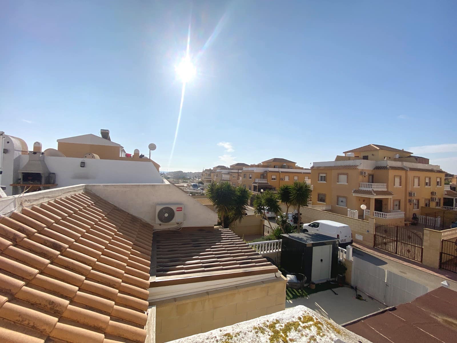 2 bedroom Bungalow for sale in Ciudad Quesada with pool - € 139,000 (Ref: 9449319)