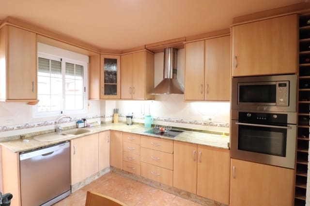 3 sovrum Villa till salu i Almoradí med pool garage - 315 000 € (Ref: 9459754)