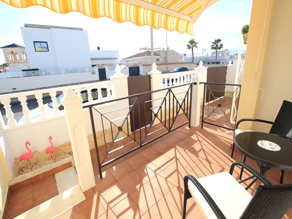 3 soveværelse Byhus til salg i Ciudad Quesada med swimmingpool - € 220.000 (Ref: 9465978)