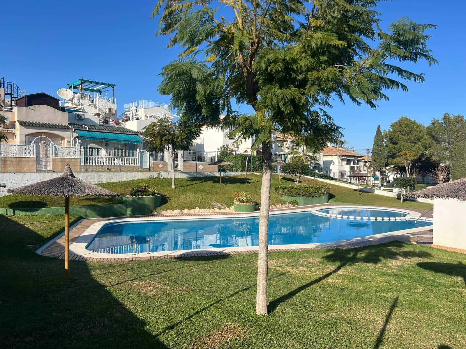 3 camera da letto Casa in vendita in Torrevieja con piscina - 149.000 € (Rif: 9470393)