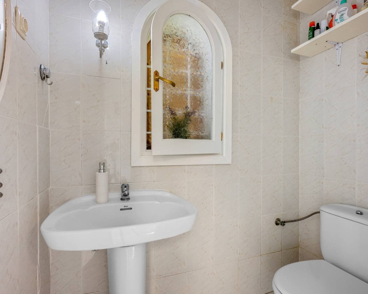 2 bedroom Townhouse for sale in Ciudad Quesada with pool - € 195,000 (Ref: 9473219)