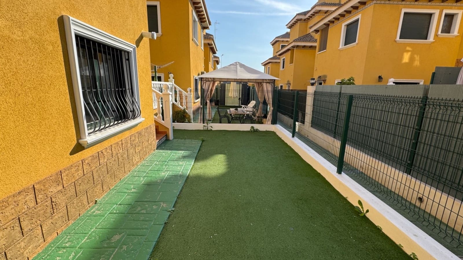 3 bedroom Villa for sale in Ciudad Quesada with pool - € 295,000 (Ref: 9483938)