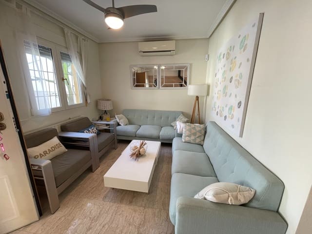 3 makuuhuone Omakotitalo myytävänä paikassa Torre de la Horadada, Pilar de la Horadada mukana uima-altaan - 399 000 € (Ref: 9489968)