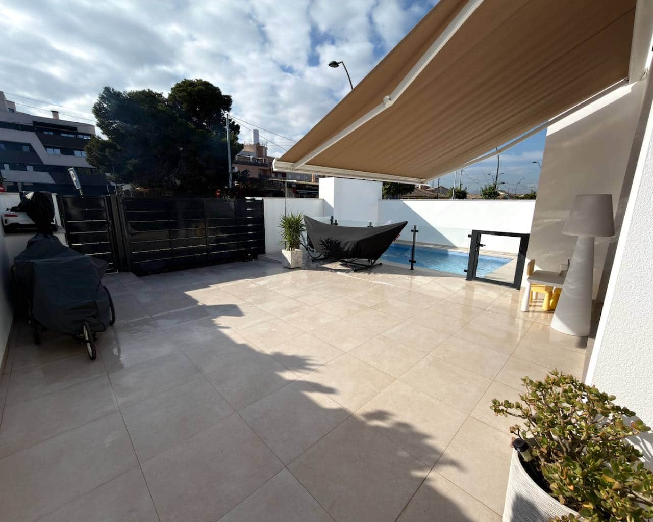 3 bedroom Villa for sale in Formentera del Segura with pool - € 325,000 (Ref: 9499865)