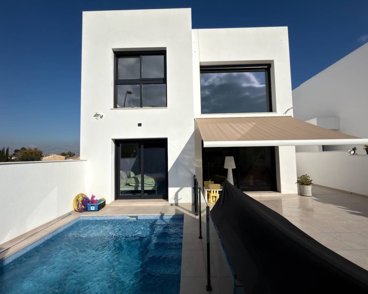 3 bedroom Villa for sale in Formentera del Segura with pool - € 325,000 (Ref: 9499865)