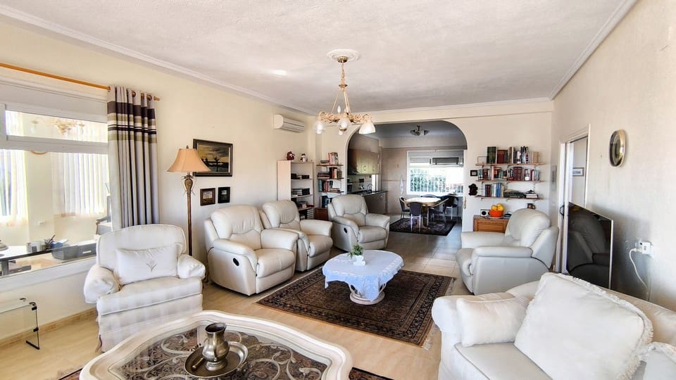 3 bedroom Villa for sale in Ciudad Quesada with pool garage - € 525,000 (Ref: 9500627)