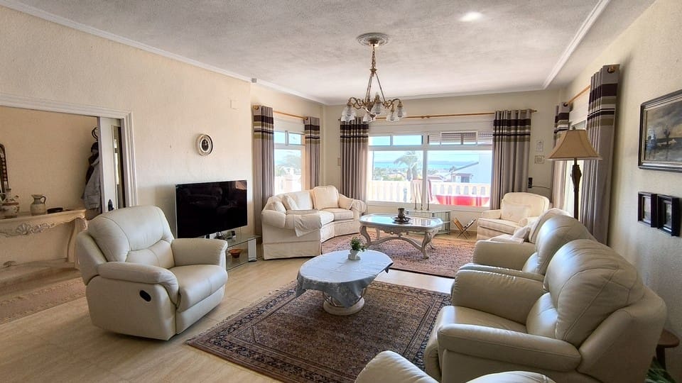 3 bedroom Villa for sale in Ciudad Quesada with pool garage - € 525,000 (Ref: 9500627)