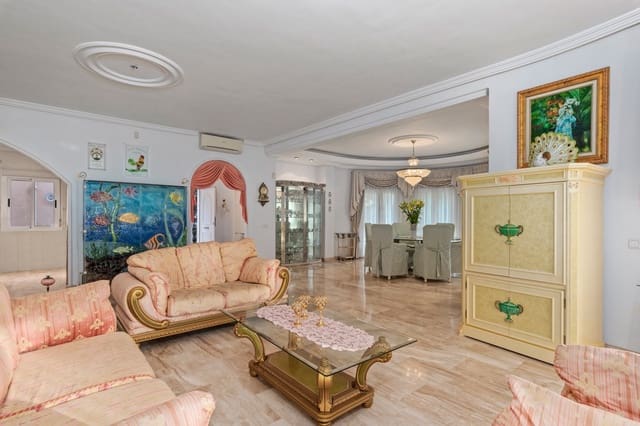 5 bedroom Villa for sale in Ciudad Quesada, Rojales with pool garage - € 800,000 (Ref: 9510232)