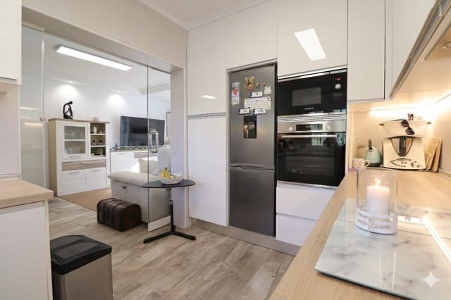 4 sypialnia Willa na sprzedaż w Villamartin, Orihuela z basenem - 434 950 € (Ref: 9516531)