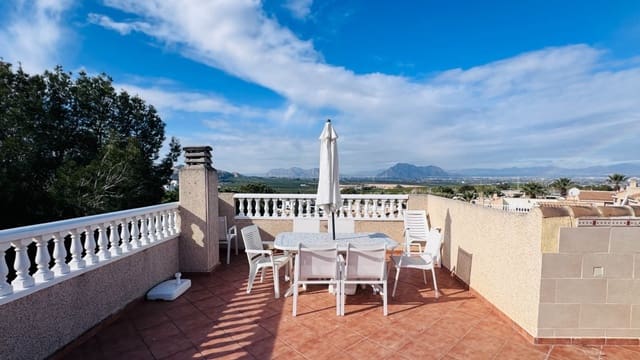 2 bedroom Villa for sale in Algorfa with pool - € 249,950 (Ref: 9521595)