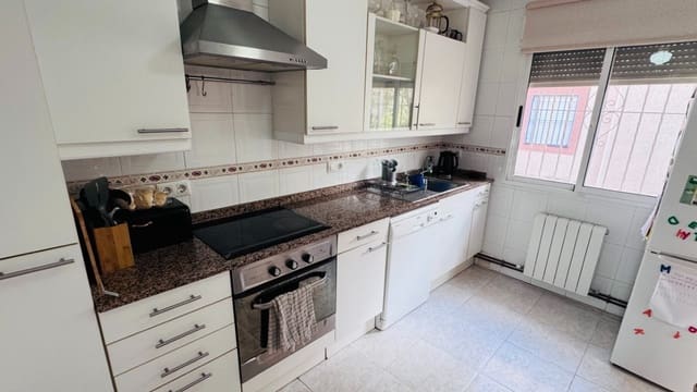 2 bedroom Villa for sale in Algorfa with pool - € 249,950 (Ref: 9521595)