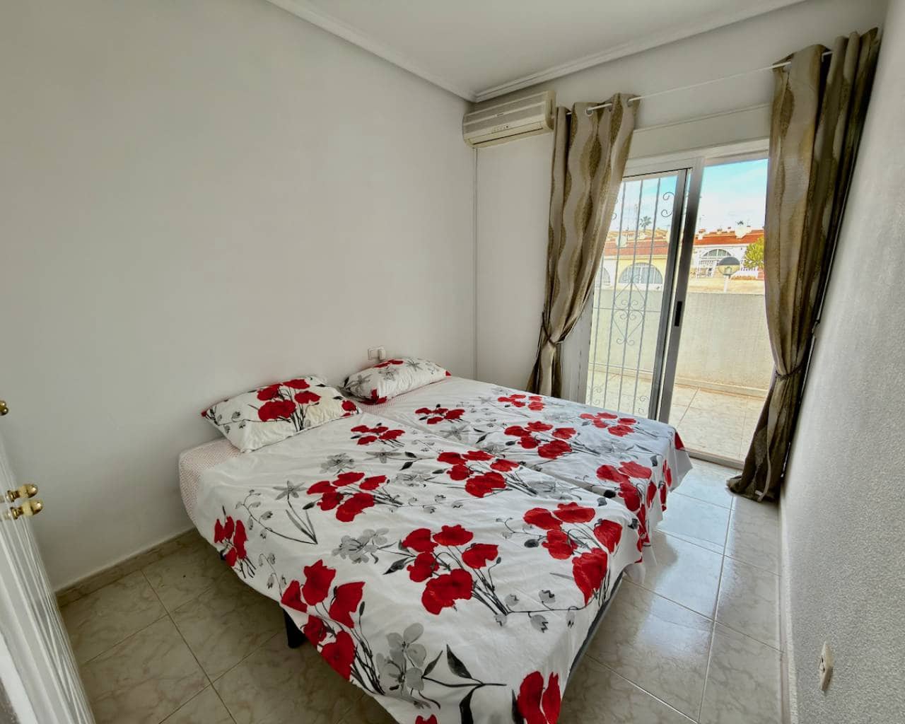 2 bedroom Townhouse for sale in Ciudad Quesada with pool - € 169,950 (Ref: 9521829)