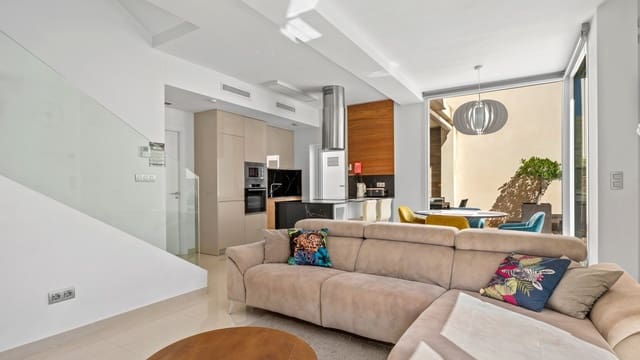 3 makuuhuone Huvila myytävänä paikassa Ciudad Quesada, Rojales mukana uima-altaan - 399 999 € (Ref: 9525292)