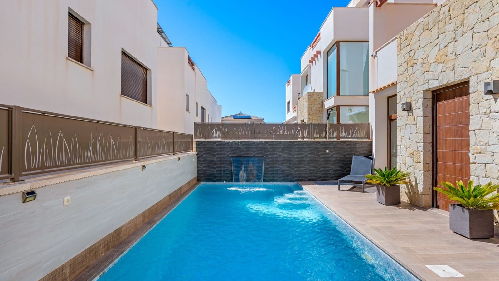 3 soverom Villa til salgs i Ciudad Quesada med svømmebasseng - € 399 999 (Ref: 9525292)