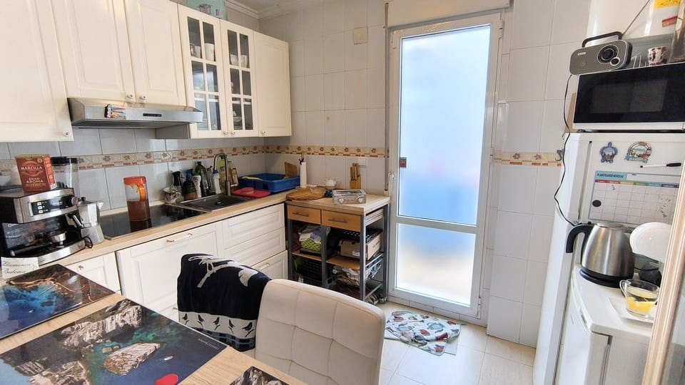 2 bedroom Bungalow for sale in Ciudad Quesada with pool - € 165,000 (Ref: 9528335)