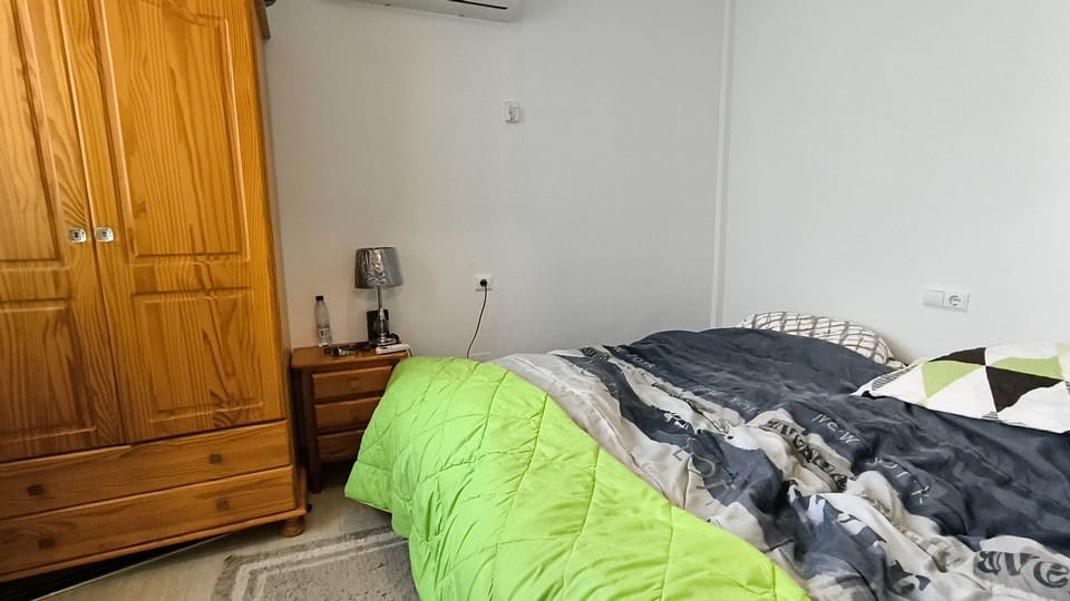 2 bedroom Bungalow for sale in Ciudad Quesada with pool - € 165,000 (Ref: 9528335)