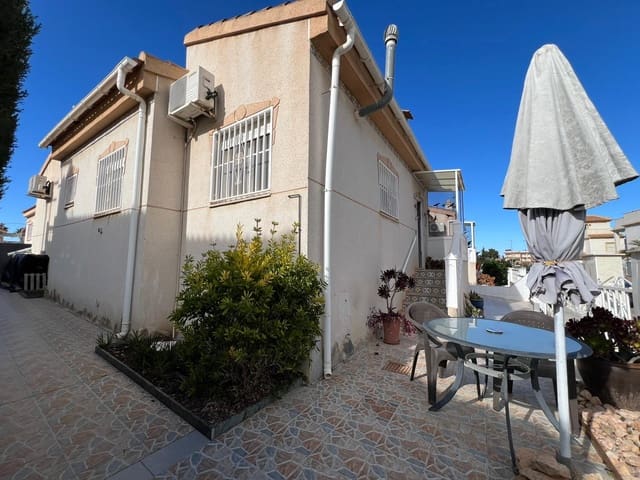 2 bedroom Townhouse for sale in Algorfa with garage - € 200,000 (Ref: 9542043)
