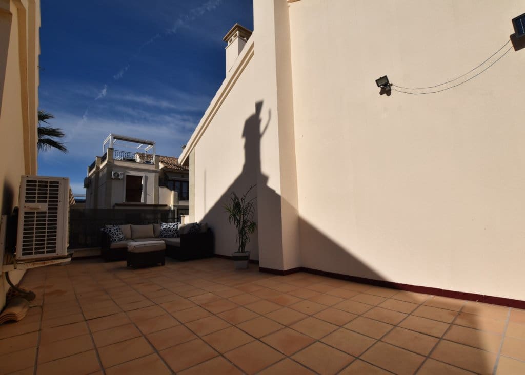 2 bedroom Bungalow for sale in Algorfa with pool - € 225,000 (Ref: 9542044)