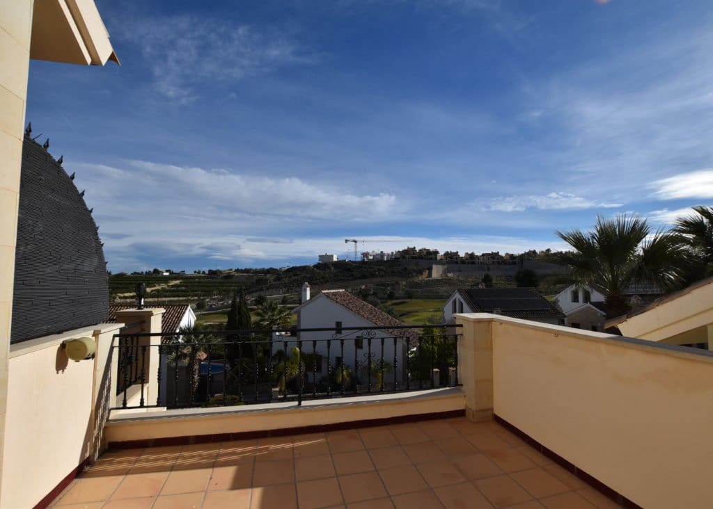 2 bedroom Bungalow for sale in Algorfa with pool - € 225,000 (Ref: 9542044)