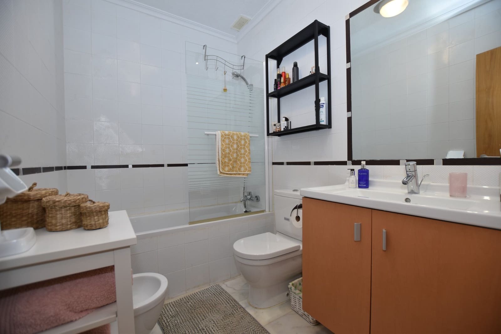 2 bedroom Bungalow for sale in Algorfa with pool - € 225,000 (Ref: 9542044)