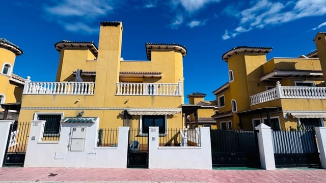 2 sovrum Semi-fristående Villa till salu i Ciudad Quesada, Rojales med pool - 250 000 € (Ref: 9542046)