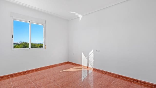 4 soveværelse Finca/Landehus til salg i Dolores med swimmingpool garage - € 560.000 (Ref: 9542537)