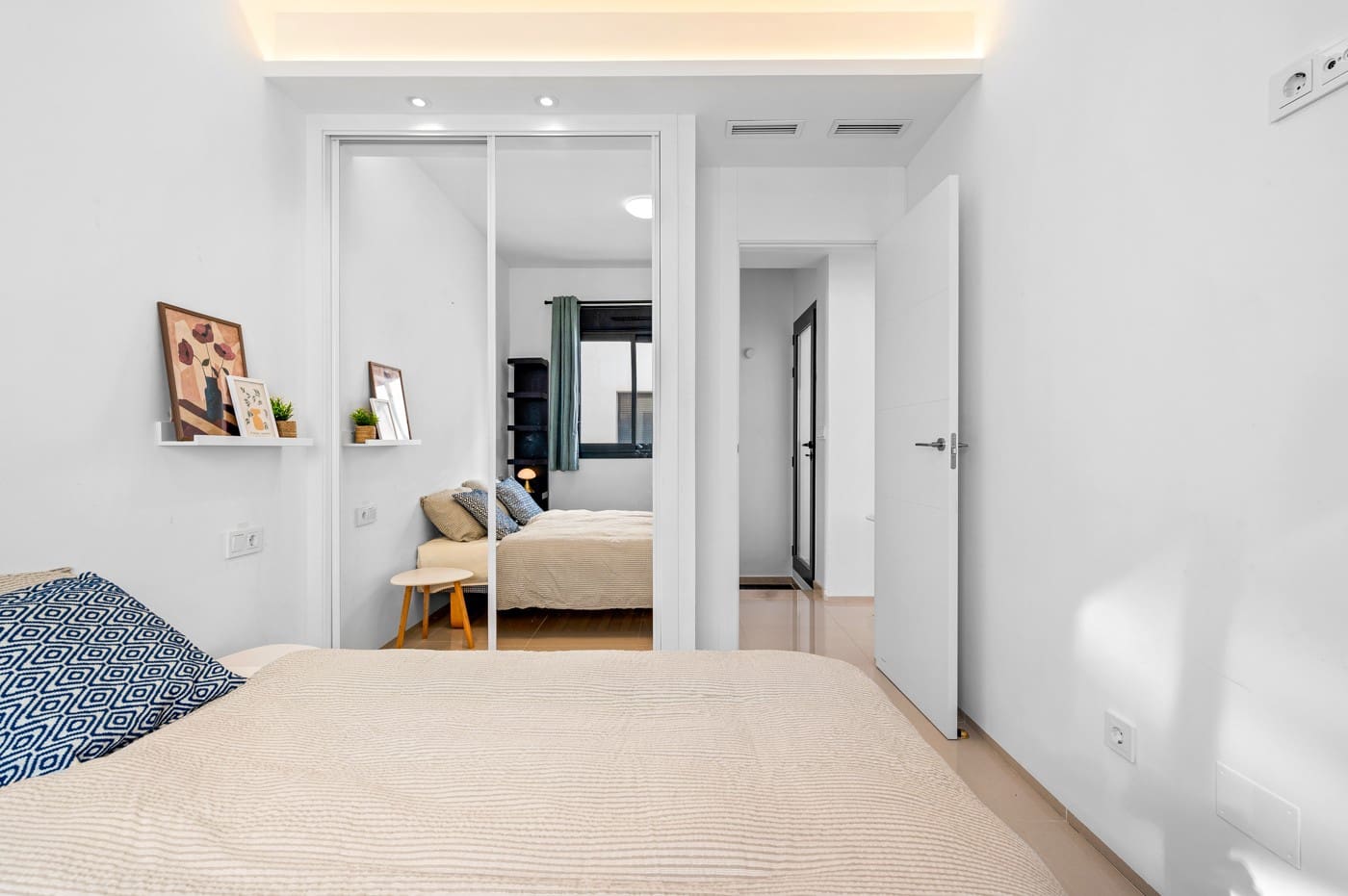 3 soverom Kjedet enebolig til salgs i Ciudad Quesada med svømmebasseng - € 399 000 (Ref: 9556194)