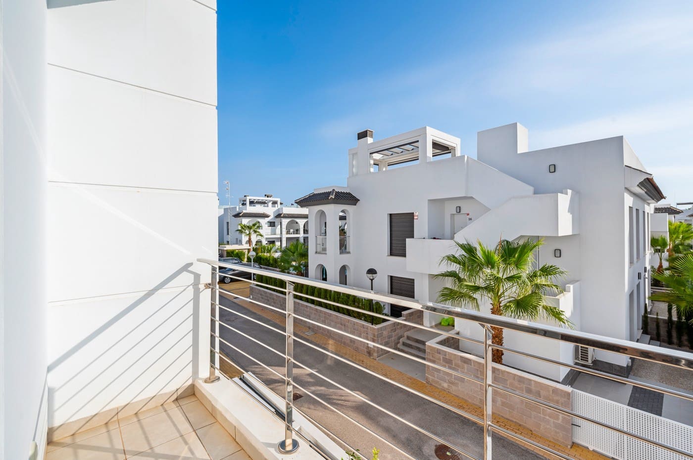 3 soverom Kjedet enebolig til salgs i Ciudad Quesada med svømmebasseng - € 399 000 (Ref: 9556194)