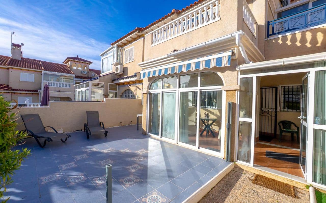 2 camera da letto Appartamento in vendita in Playa Flamenca con piscina - 185.000 € (Rif: 9558969)