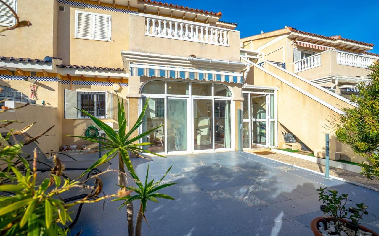 2 camera da letto Appartamento in vendita in Playa Flamenca con piscina - 185.000 € (Rif: 9558969)
