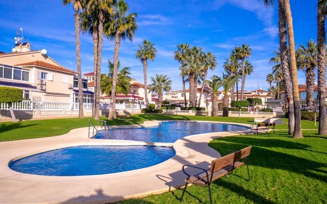 2 bedroom Apartment for sale in Playa Flamenca, Orihuela with pool - € 185,000 (Ref: 9558969)