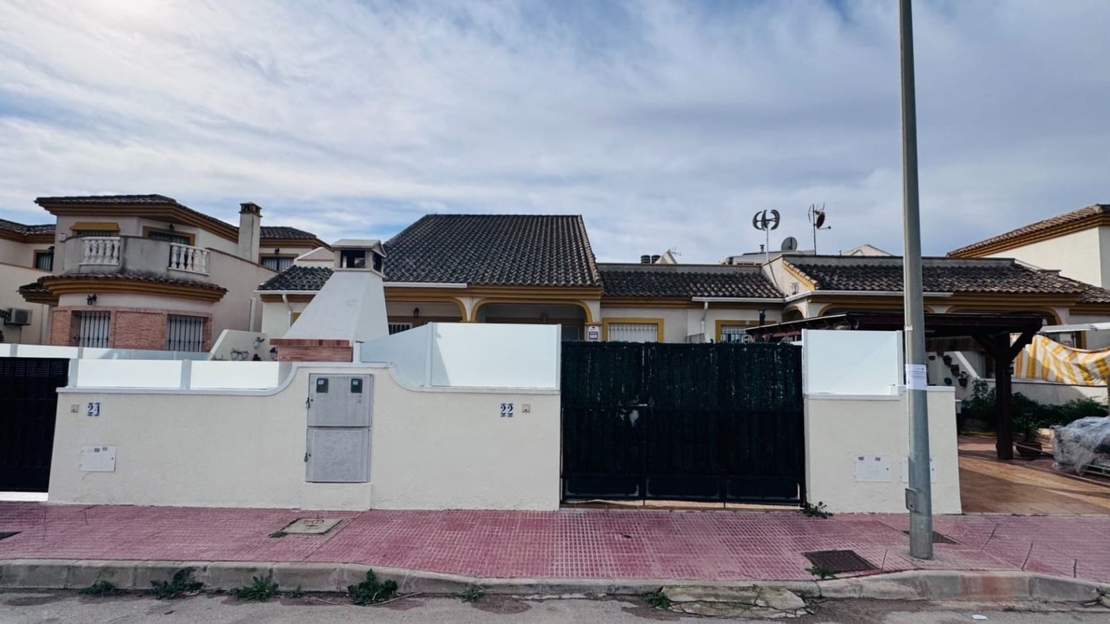 3 sovrum Hus till salu i Daya Nueva med pool - 159 950 € (Ref: 9558970)