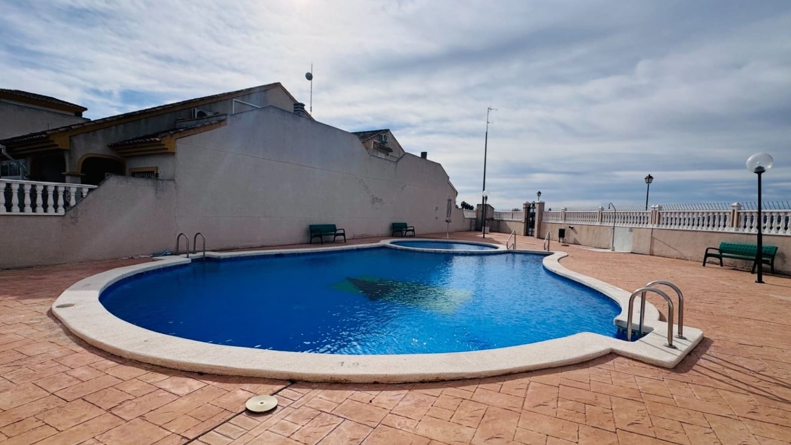 3 sovrum Hus till salu i Daya Nueva med pool - 159 950 € (Ref: 9558970)