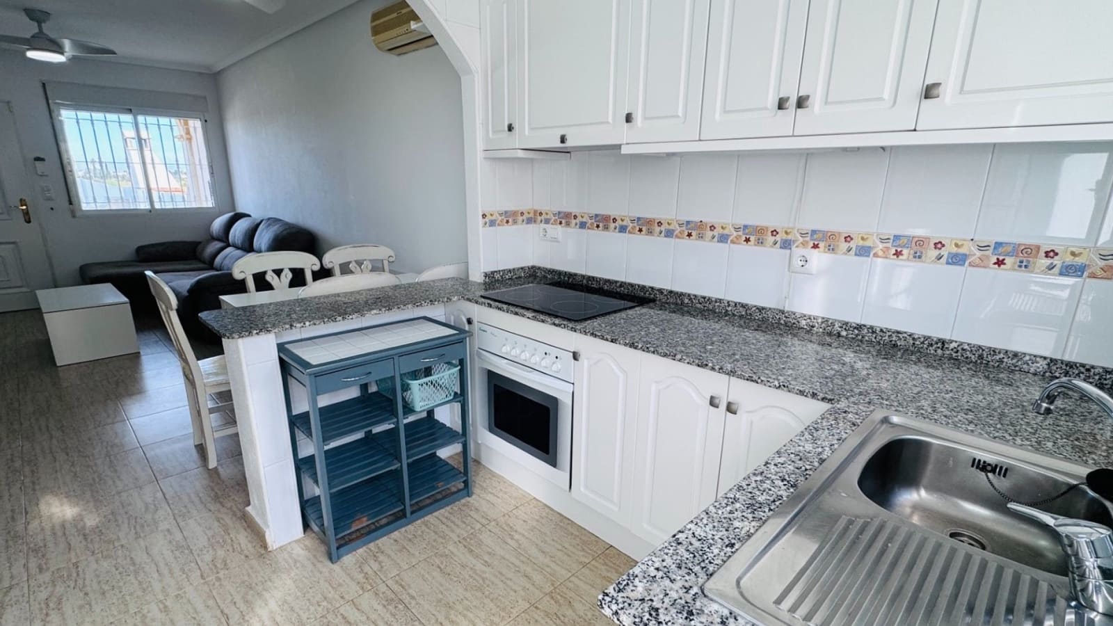 3 sovrum Hus till salu i Daya Nueva med pool - 159 950 € (Ref: 9558970)