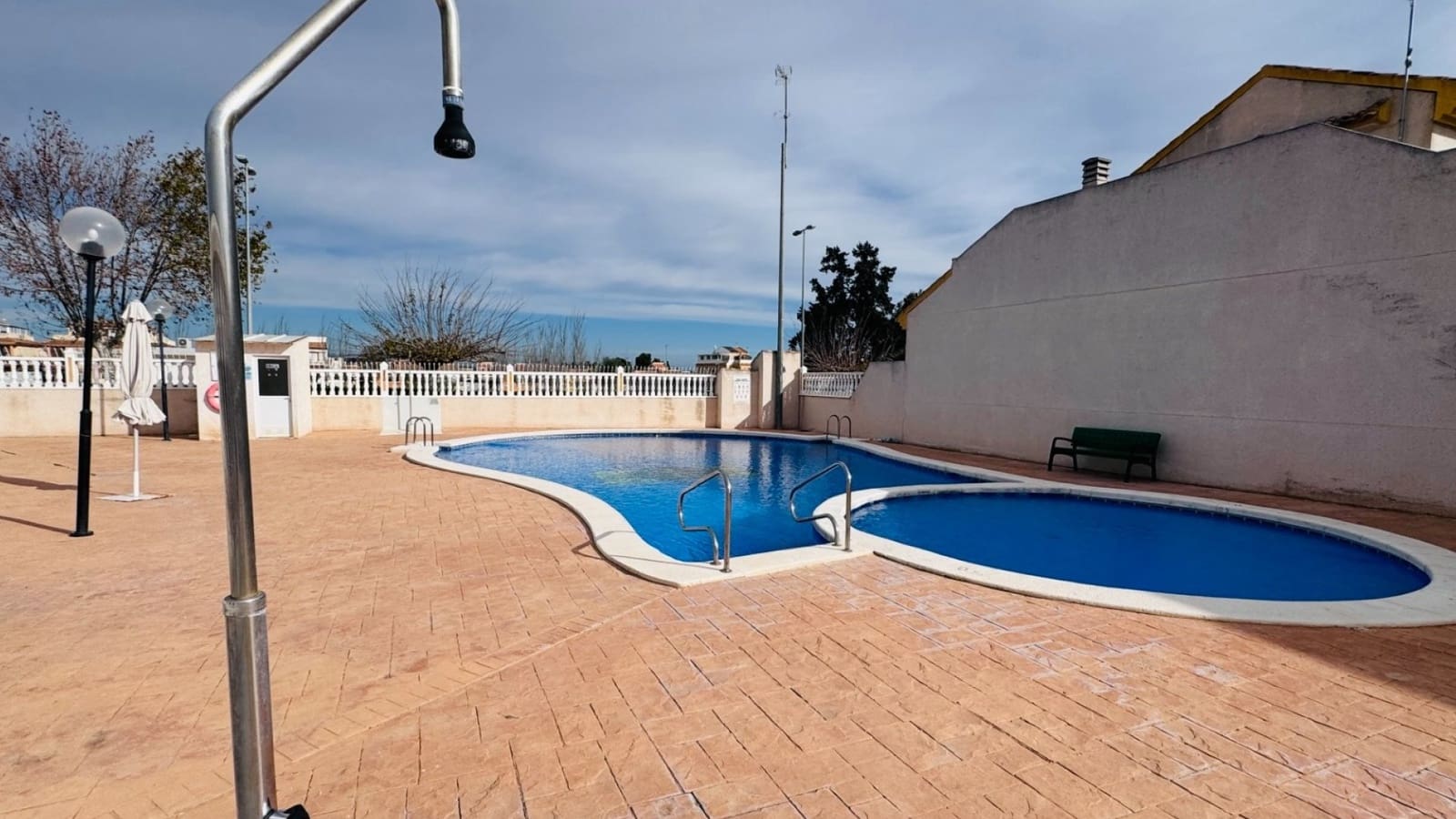 3 sovrum Hus till salu i Daya Nueva med pool - 159 950 € (Ref: 9558970)